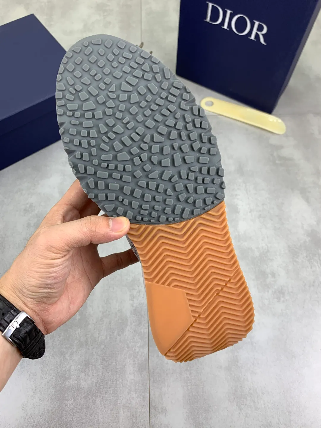 Men's Men's Shoes💰P440💰[New Style]🆘[Dior] 2025 Dior Original Lace-up Low-top Men's Shoes Classic casual shoes 🔥This model is the official classic model with high quality and made by famous original designers. It is made of high-quality cowhide with original materials➕comfortable and breathable mesh lining➕pigskin insole. The perfect last shape and generous and fashionable design have attracted many consumers and are suitable for drivers to drive🚗. What you want is the best quality in the market. Color: 4️⃣Color Code number: 38--44 (45 customized)